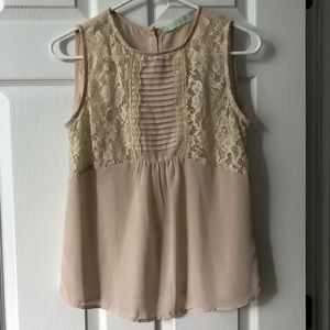 Detailed large strapped cream tank